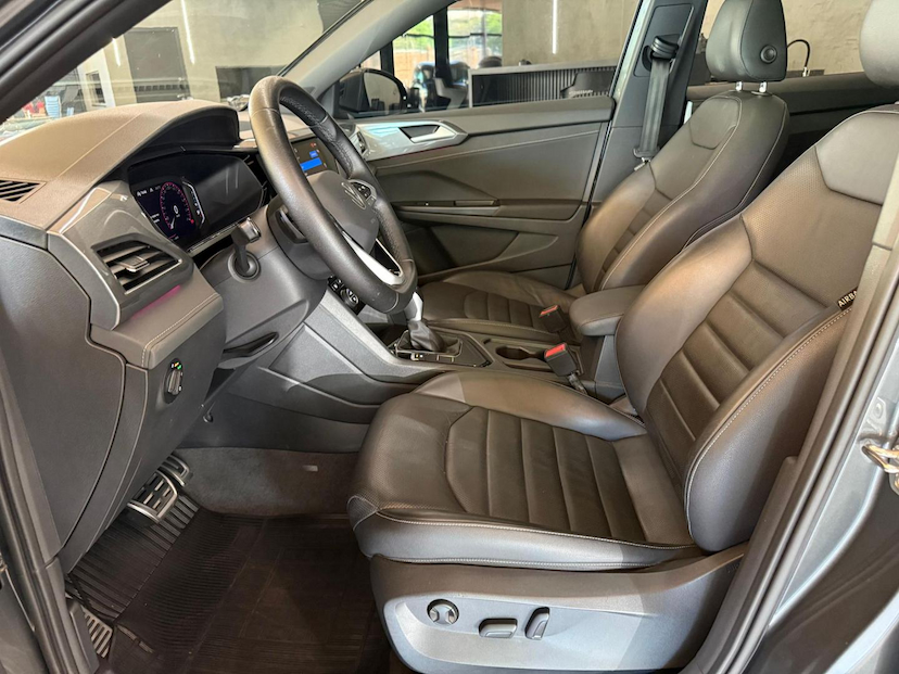 Foto do veículo VOLKSWAGEN TAOS  HL TSI 2022 58.968 KM 145.000,00