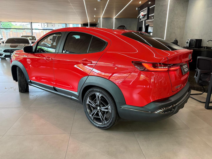 Foto do veículo FIAT FASTBACK  TURBO 270 2023 24.500 KM 119.000,00