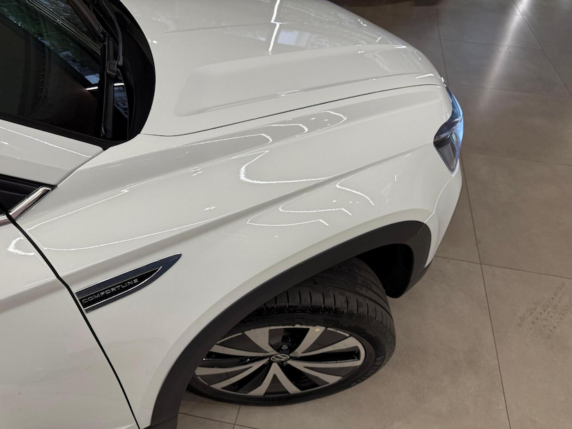 Foto do veículo VOLKSWAGEN TAOS  CL TSI 2024 17.225 KM 150.000,00