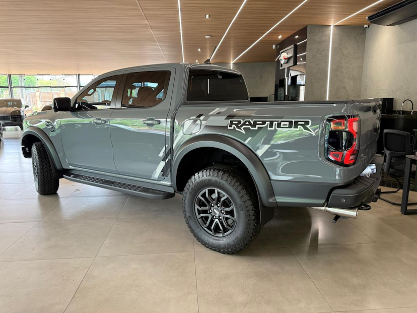 Foto do veículo FORD RANGER  RAPCD3G4A 2024 22.000 KM 430.000,00