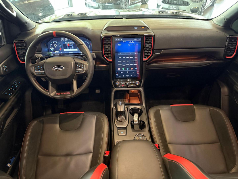 Foto do veículo FORD RANGER  RAPCD3G4A 2024 22.000 KM 430.000,00