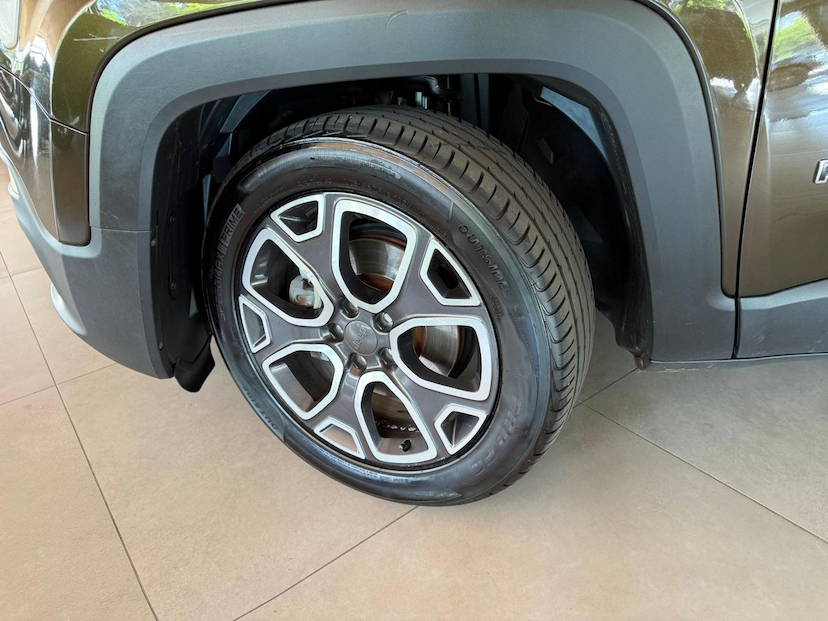 Foto do veículo JEEP RENEGADE  LNGTD AT 2018 73.011 KM 70.000,00