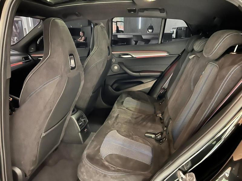 Foto do veículo BMW X2  M35I 2020 36.732 KM 224.000,00