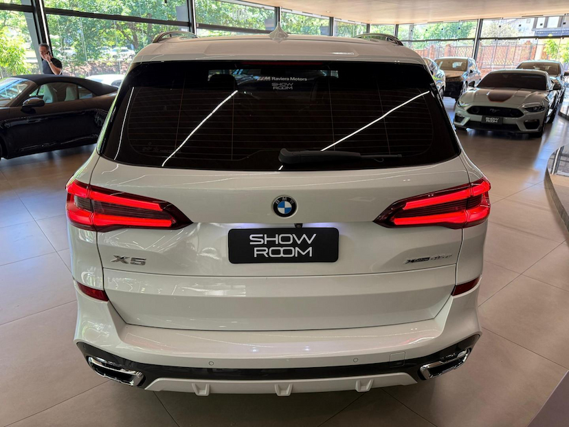 Foto do veículo BMW X5  XDRIVE45E 2021 59.905 KM 359.000,00