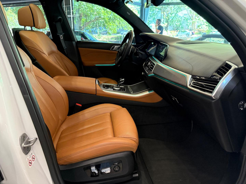 Foto do veículo BMW X5  XDRIVE45E 2021 59.905 KM 359.000,00