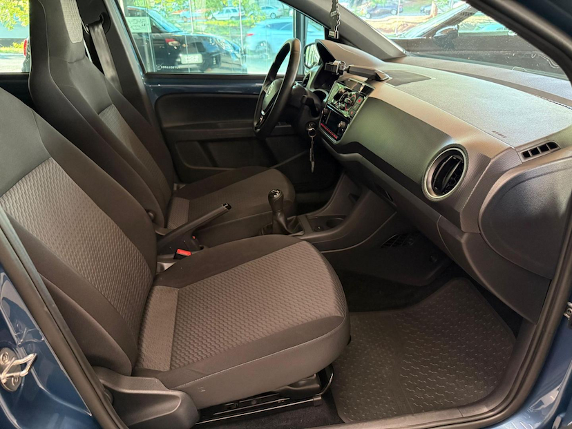 Foto do veículo VOLKSWAGEN UP  MOVE MDV 2018 34.350 KM 72.000,00