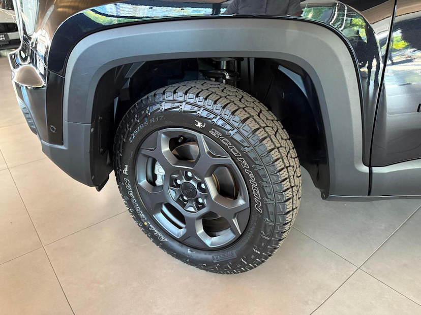 Foto do veículo JEEP RENEGADE  WILLYS 4X4 2025 6.801 KM 159.000,00