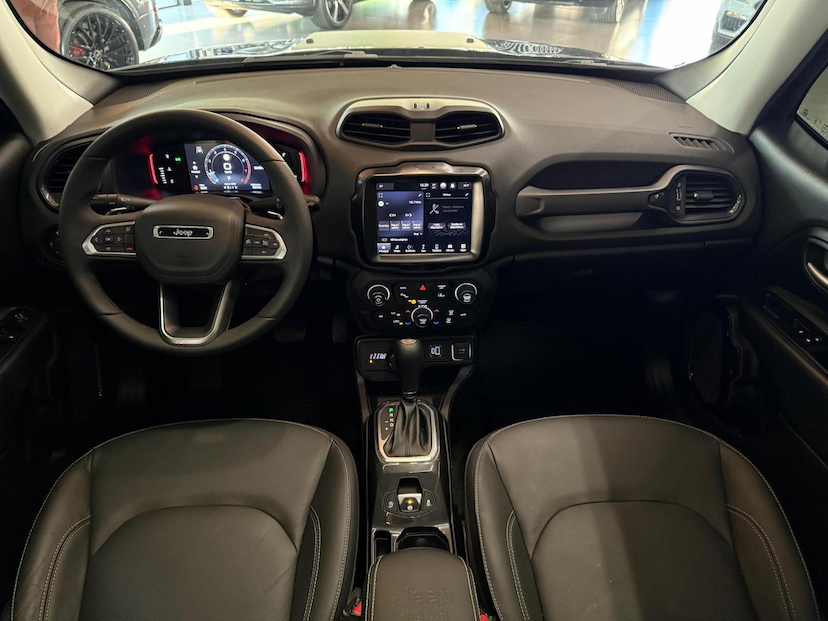 Foto do veículo JEEP RENEGADE  WILLYS 4X4 2025 6.801 KM 159.000,00
