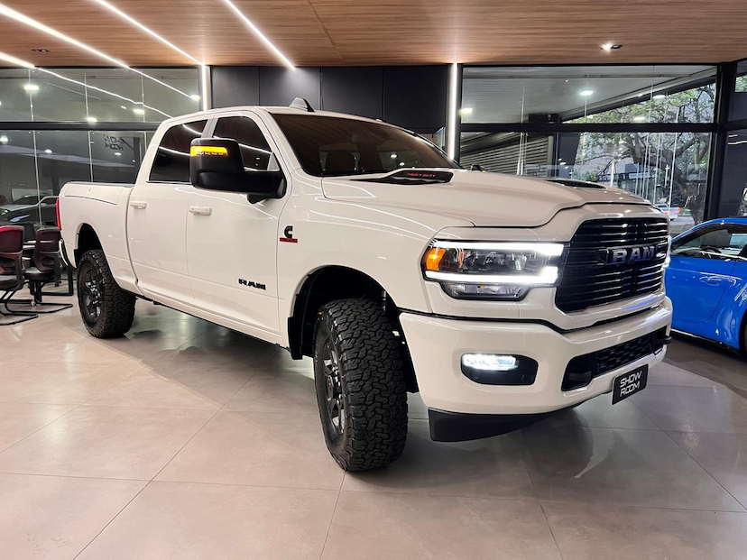 Foto do veículo RAM 2500  LAIE 2023 24.653 KM 410.000,00