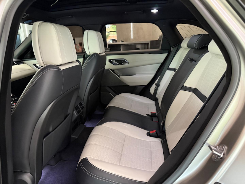 Foto do veículo LAND ROVER RANGE ROVER VELAR P340 SE RDYN 2021 51.000 KM 389.000,00