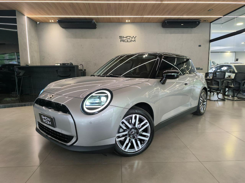 Foto do veículo MINI COOPER  E 2024 17.222 KM 169.000,00