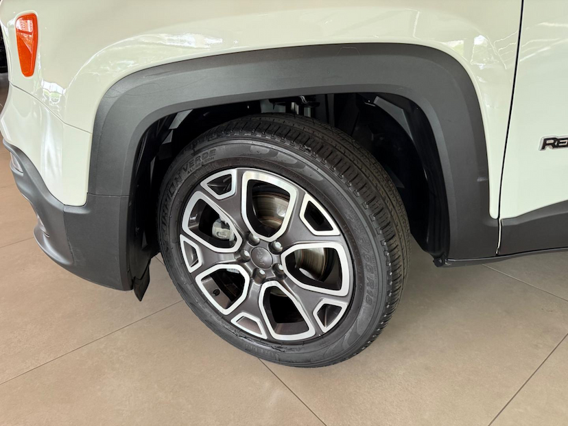 Foto do veículo JEEP RENEGADE  LNGTD AT 2016 36.993 KM 75.000,00