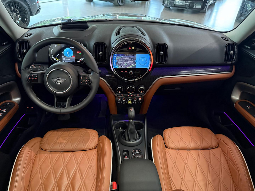 Foto do veículo MINI COUNTRYMAN  PHEV 2024 6.554 KM 249.000,00