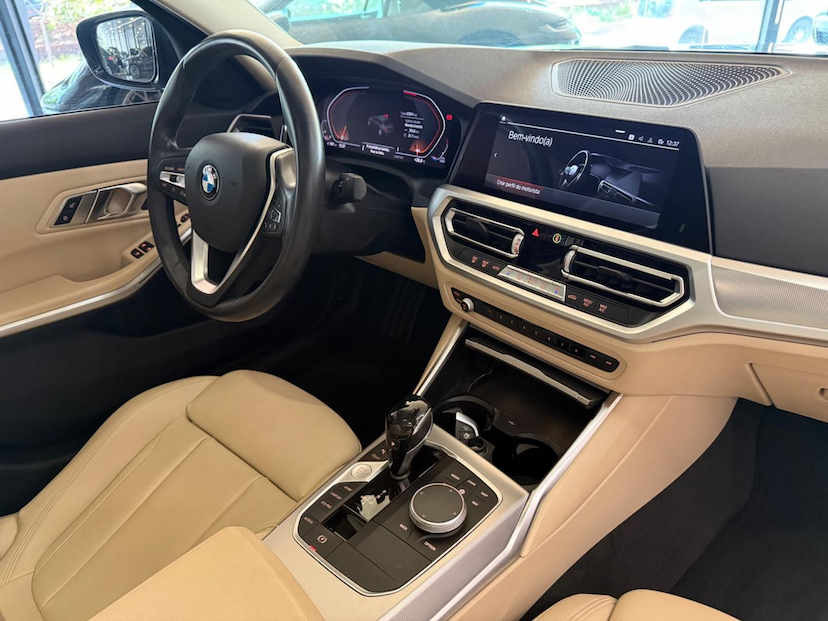 Foto do veículo BMW 320I  2020 47.000 KM 190.000,00