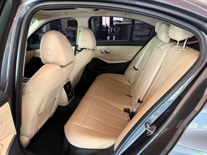 Foto do veículo BMW 320I  2020 47.000 KM 190.000,00