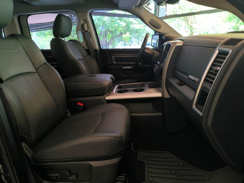 Foto do veículo RAM CLASSIC  LAIE 2023 21.300 KM 299.000,00