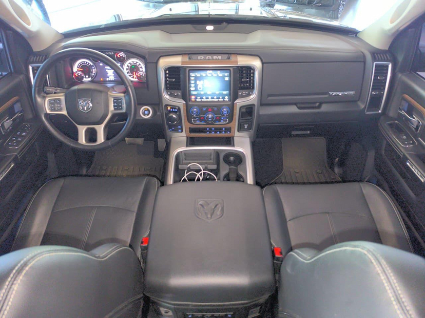 Foto do veículo RAM CLASSIC  LAIE 2023 21.300 KM 299.000,00