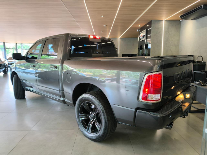 Foto do veículo RAM CLASSIC  LAIE 2023 21.300 KM 299.000,00