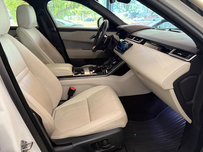 Foto do veículo LAND ROVER RANGE ROVER LR VELAR P300 SE RDYN 2020 42.352 KM 310.000,00