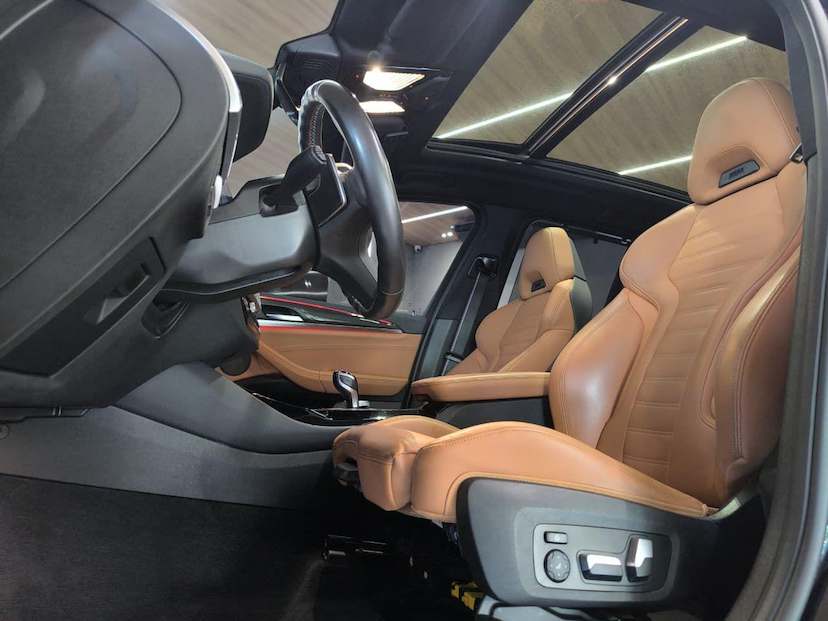 Foto do veículo BMW X3  M40I 2022 28.518 KM 399.000,00