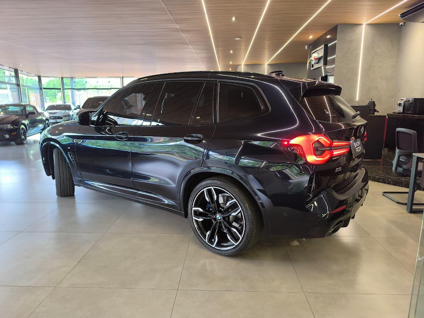 Foto do veículo BMW X3  M40I 2022 28.518 KM 399.000,00