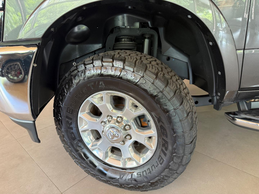 Foto do veículo RAM 2500  LARAMIE 2022 66.078 KM 355.000,00