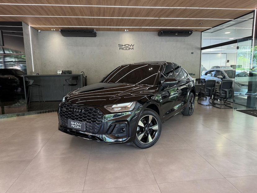 Foto do veículo AUDI Q5  SB P-HIBRIDO 2023 45.000 KM 279.000,00
