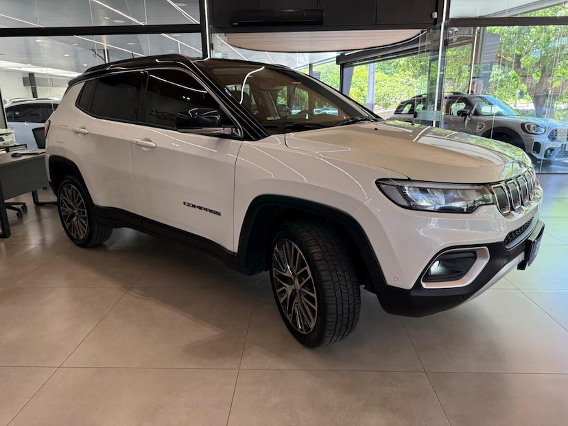 Foto do veículo JEEP COMPASS  LIMITED TD 2023 25.971 KM 170.000,00
