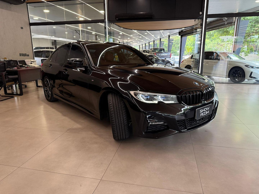 Foto do veículo BMW 330I  2020 53.500 KM 225.000,00