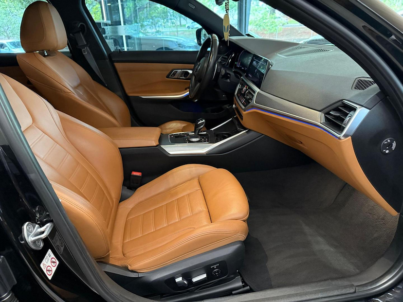 Foto do veículo BMW 330I  2020 53.500 KM 225.000,00
