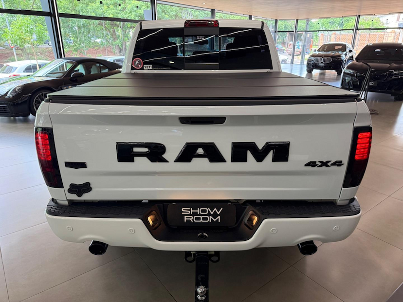 Foto do veículo RAM CLASSIC  LAIE 2023 38.490 KM 289.000,00