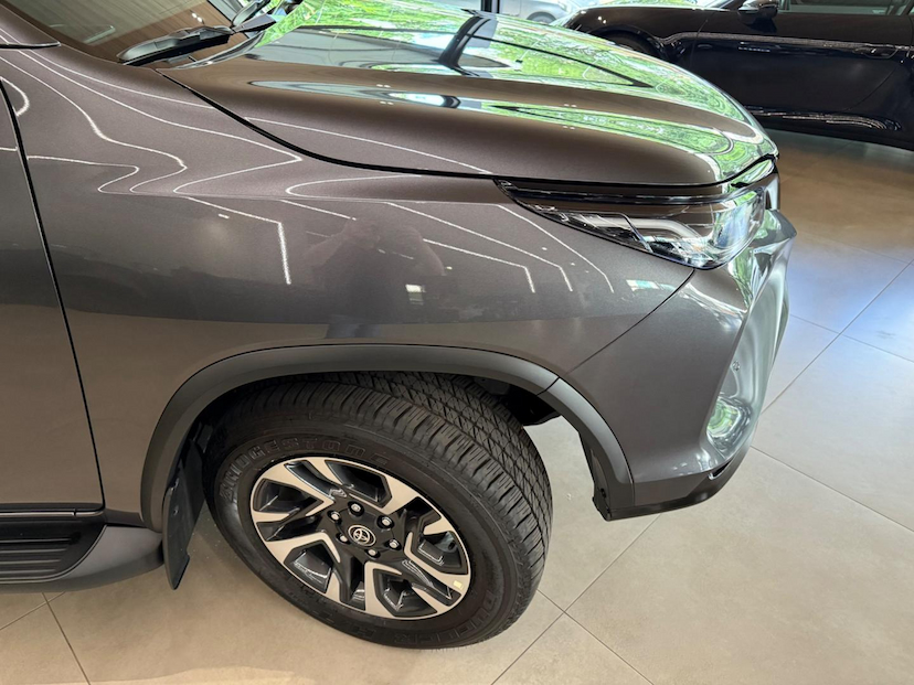 Foto do veículo TOYOTA HILUX  SWSRXA4RD 2025 7.500 KM 410.000,00