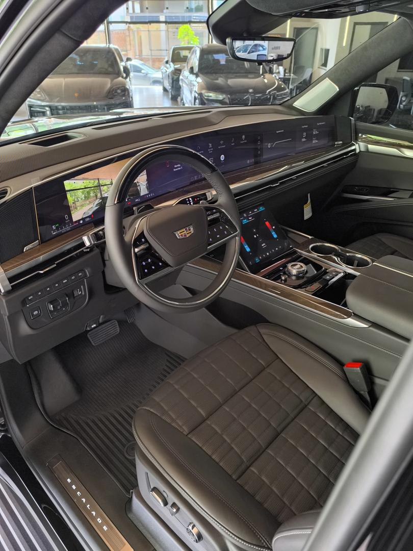 Foto do veículo CADILLAC ESCALADE  6.2 V8 2025 0 KM 2.290.000,00