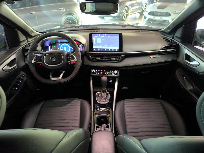 Foto do veículo FIAT FASTBACK  LIMITED ED 2025 15.545 KM 135.000,00