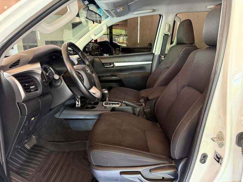 Foto do veículo TOYOTA HILUX  CDSR A4FD 2024 38.000 KM 235.000,00