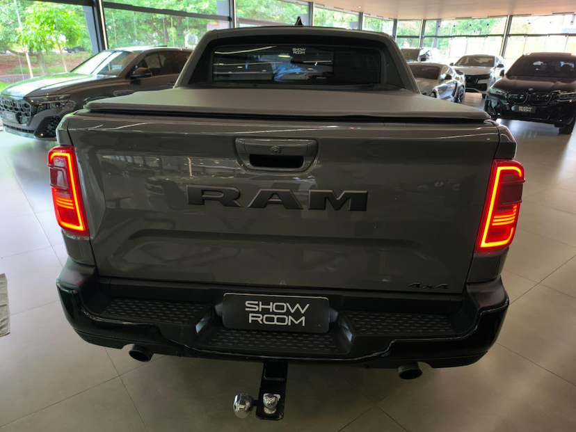 Foto do veículo RAM RAMPAGE PAGE RT GAS 2024 32.790 KM 204.000,00