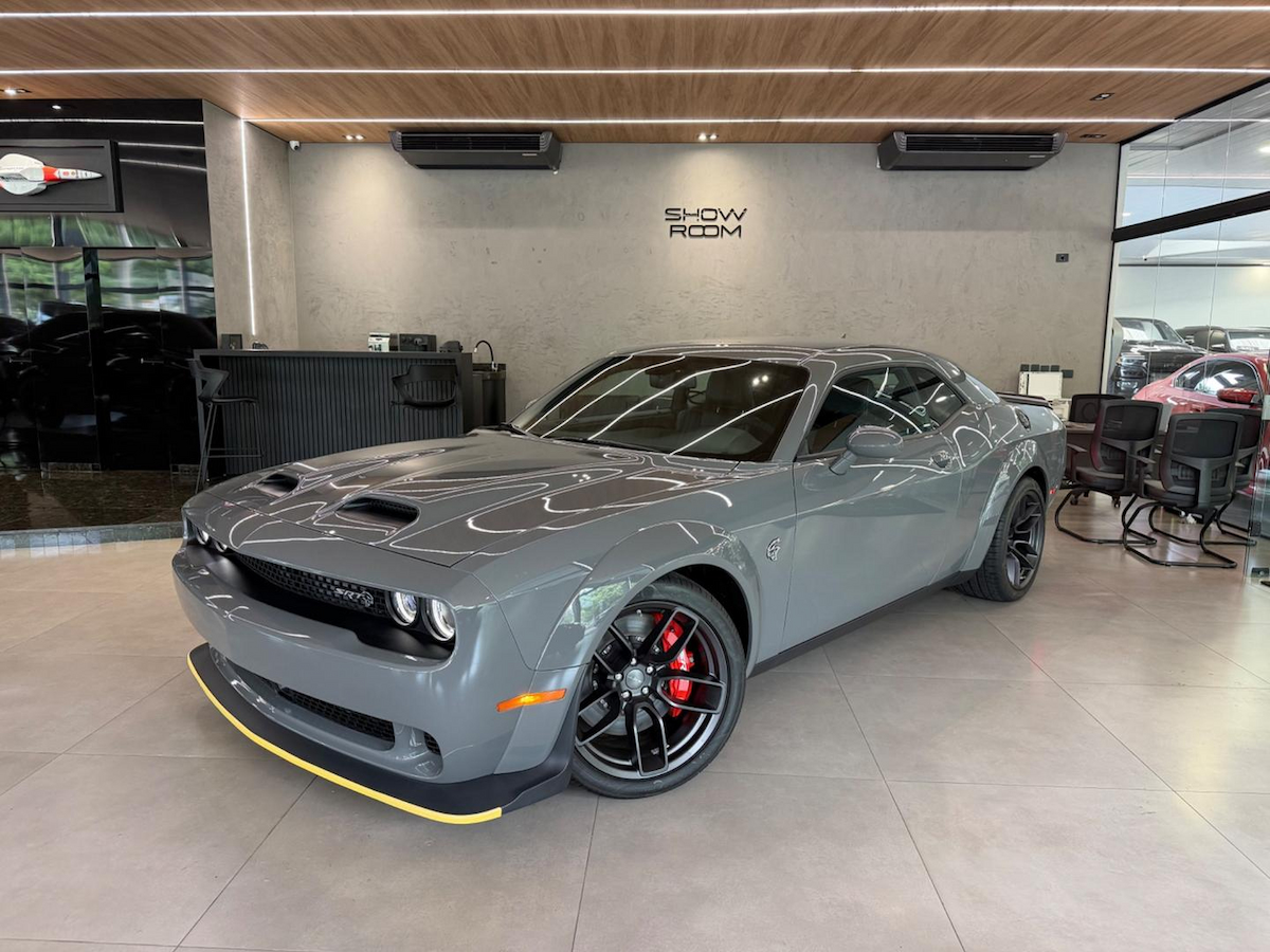 Foto do veículo DODGE CHALLENGER  SRT HELLCAT JAILBREAK 2023/2023 100 KM R$ 1.490.000,00