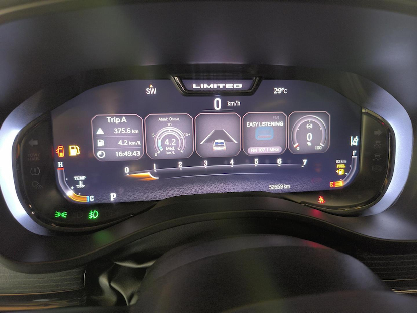 Foto do veículo RAM 1500  LIMITED HEMI 2023 52.659 KM 385.000,00