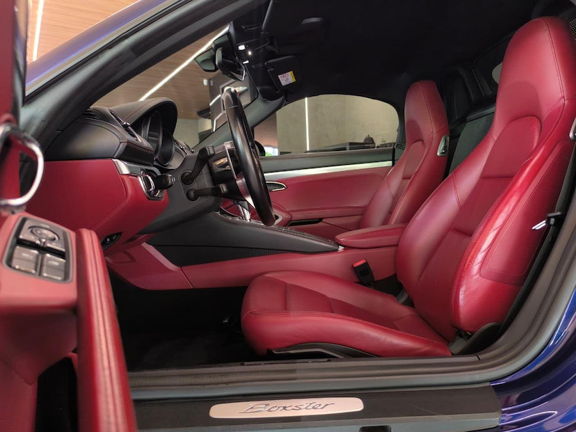Foto do veículo PORSCHE BOXSTER  2020 26.300 KM 485.000,00