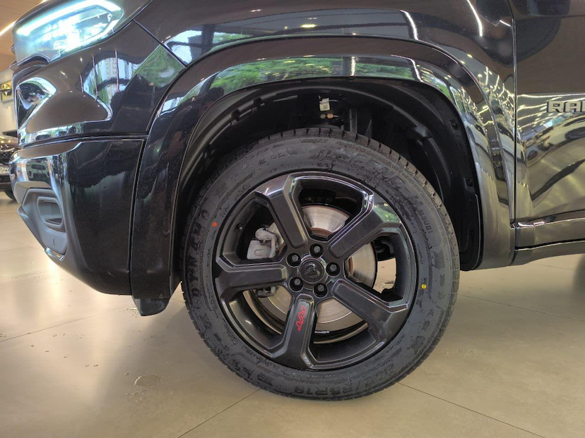 Foto do veículo RAM RAMPAGE PAGE RT GAS 2024 25.608 KM 199.000,00