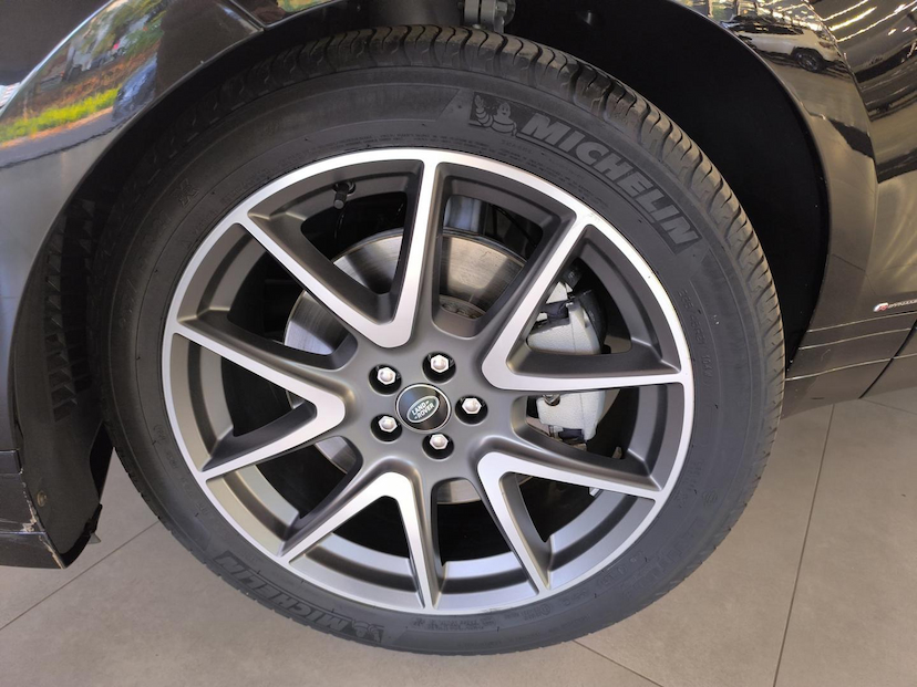 Foto do veículo LAND ROVER RANGE ROVER VELAR P340 SE RDYN 2021 41.734 KM 329.000,00