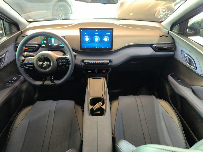 Foto do veículo BYD DOLPHIN  MINI GS5EV 2025 4.472 KM 110.000,00