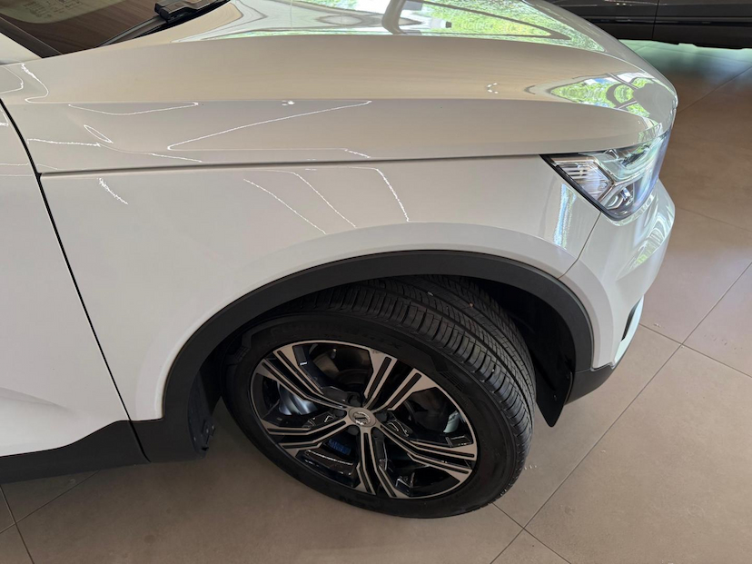 Foto do veículo VOLVO XC40  T4 INSCRIPT 2020 47.248 KM 165.000,00