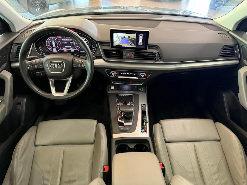 Foto do veículo AUDI Q5  2.0TFSI 2018 42.392 KM 159.000,00