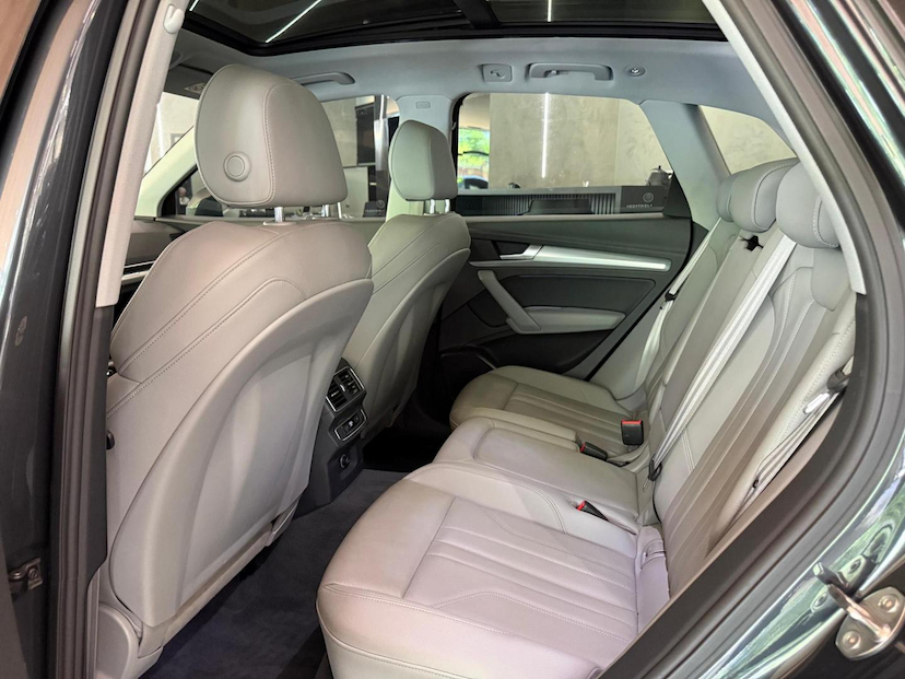 Foto do veículo AUDI Q5  2.0TFSI 2018 42.392 KM 159.000,00