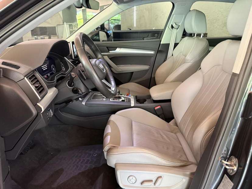 Foto do veículo AUDI Q5  2.0TFSI 2018 42.392 KM 159.000,00