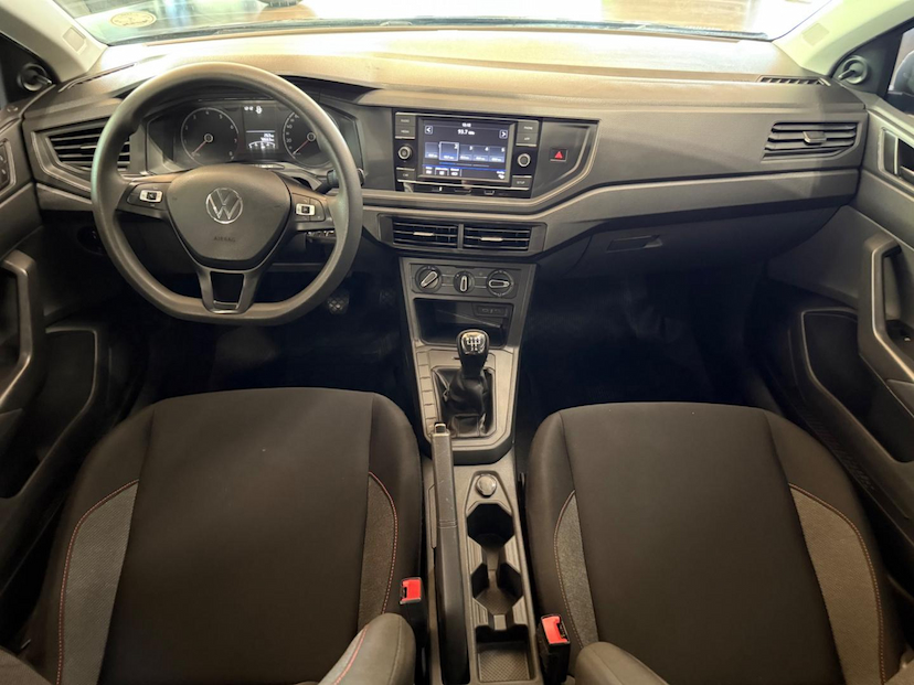 Foto do veículo VOLKSWAGEN POLO  TRACK MA 2024 78.600 KM 70.000,00