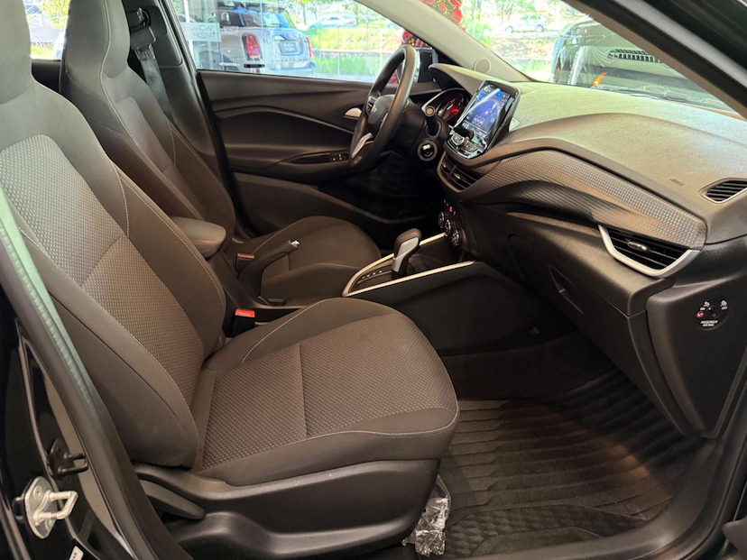 Foto do veículo CHEVROLET ONIX  PLUS 10TAT LT1 2025 46.119 KM 95.000,00