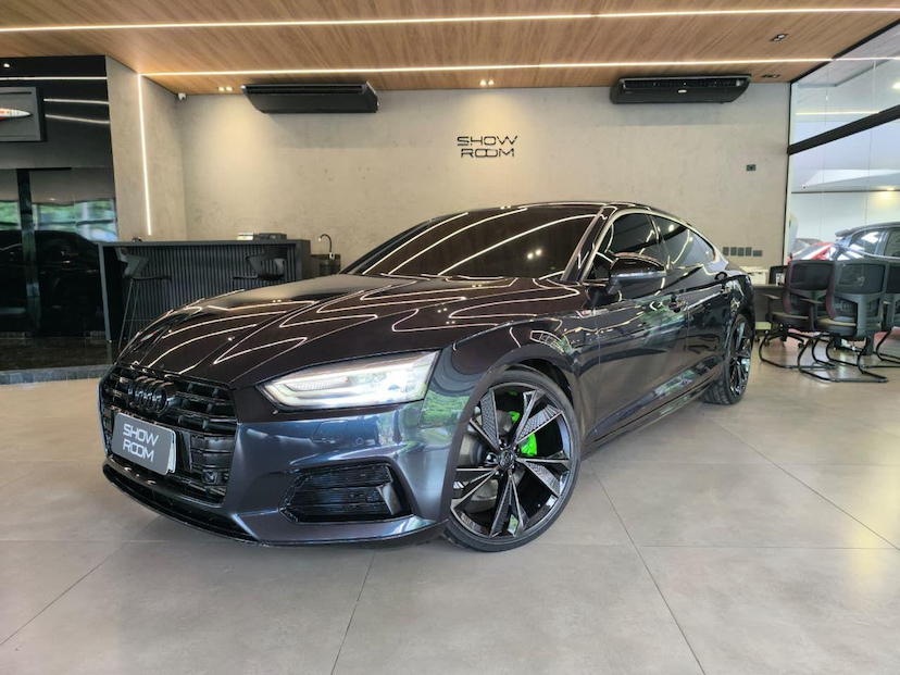 Foto do veículo AUDI A5  SPB 2.0TFSI 2018 52.696 KM 169.000,00