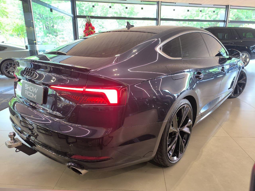 Foto do veículo AUDI A5  SPB 2.0TFSI 2018 52.696 KM 169.000,00